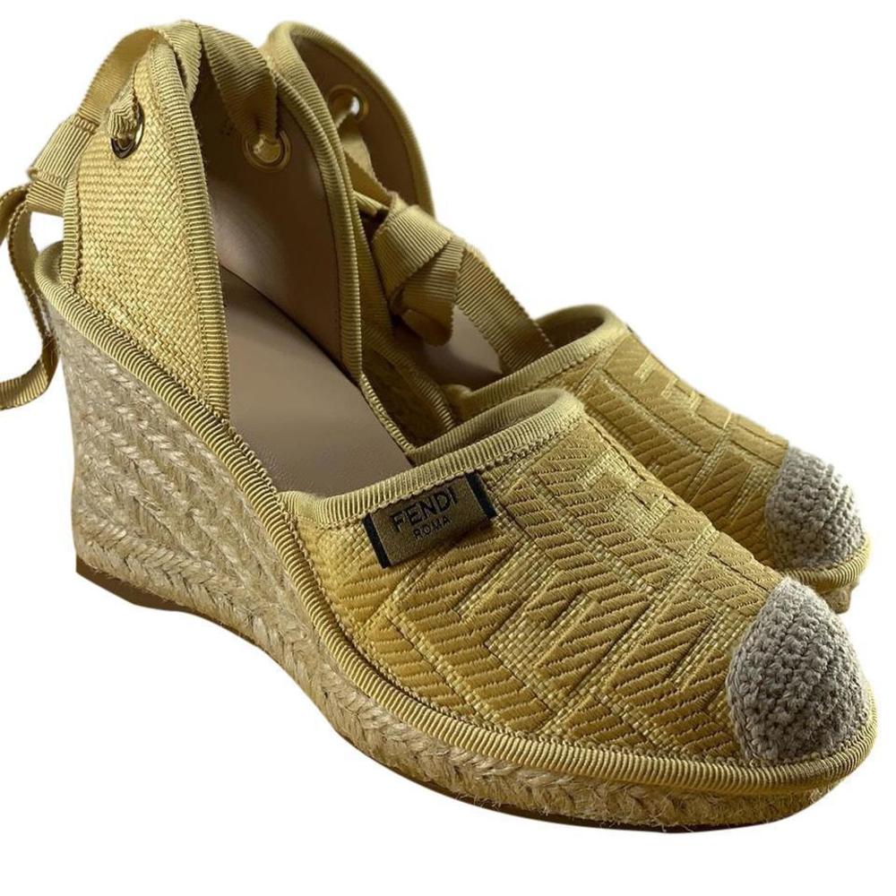Fendi 35 Gold Yellow Embroidered Logo Ribbon Espadrille Wedges D789